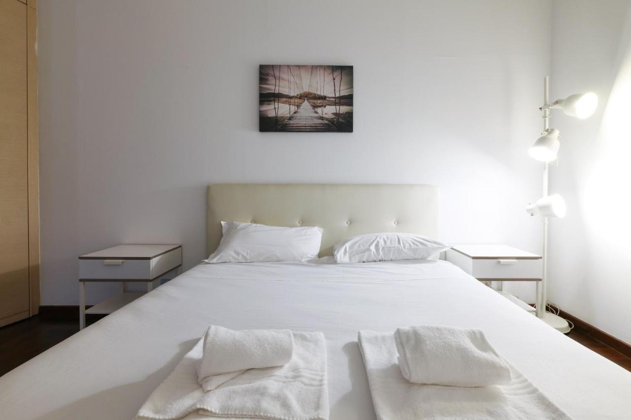 Cadorna Apartments Milan Bagian luar foto