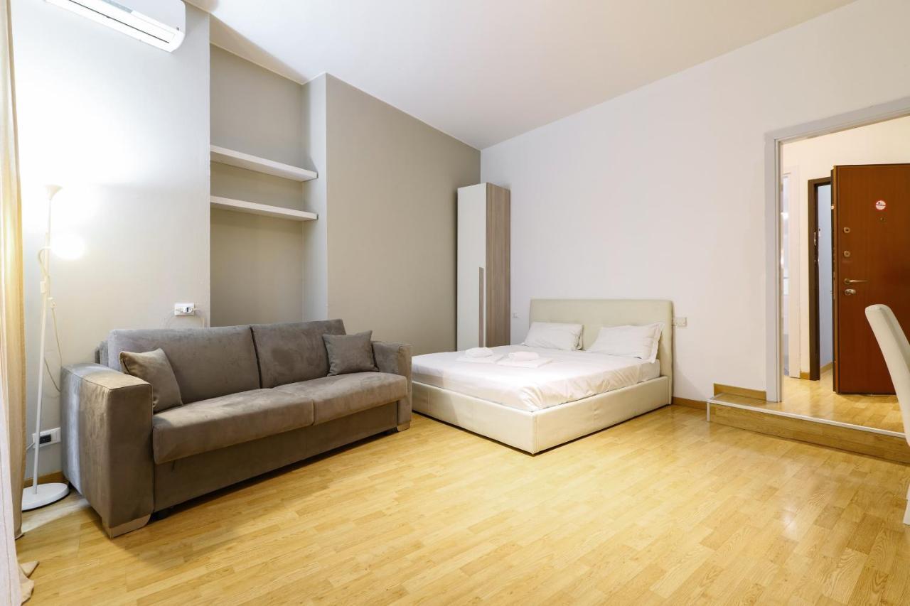 Cadorna Apartments Milan Bagian luar foto