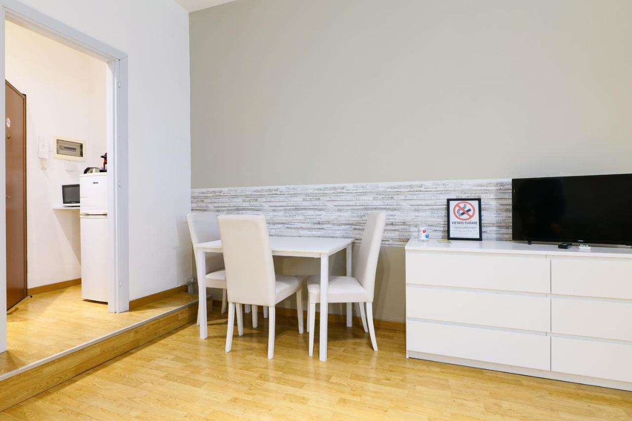 Cadorna Apartments Milan Bagian luar foto