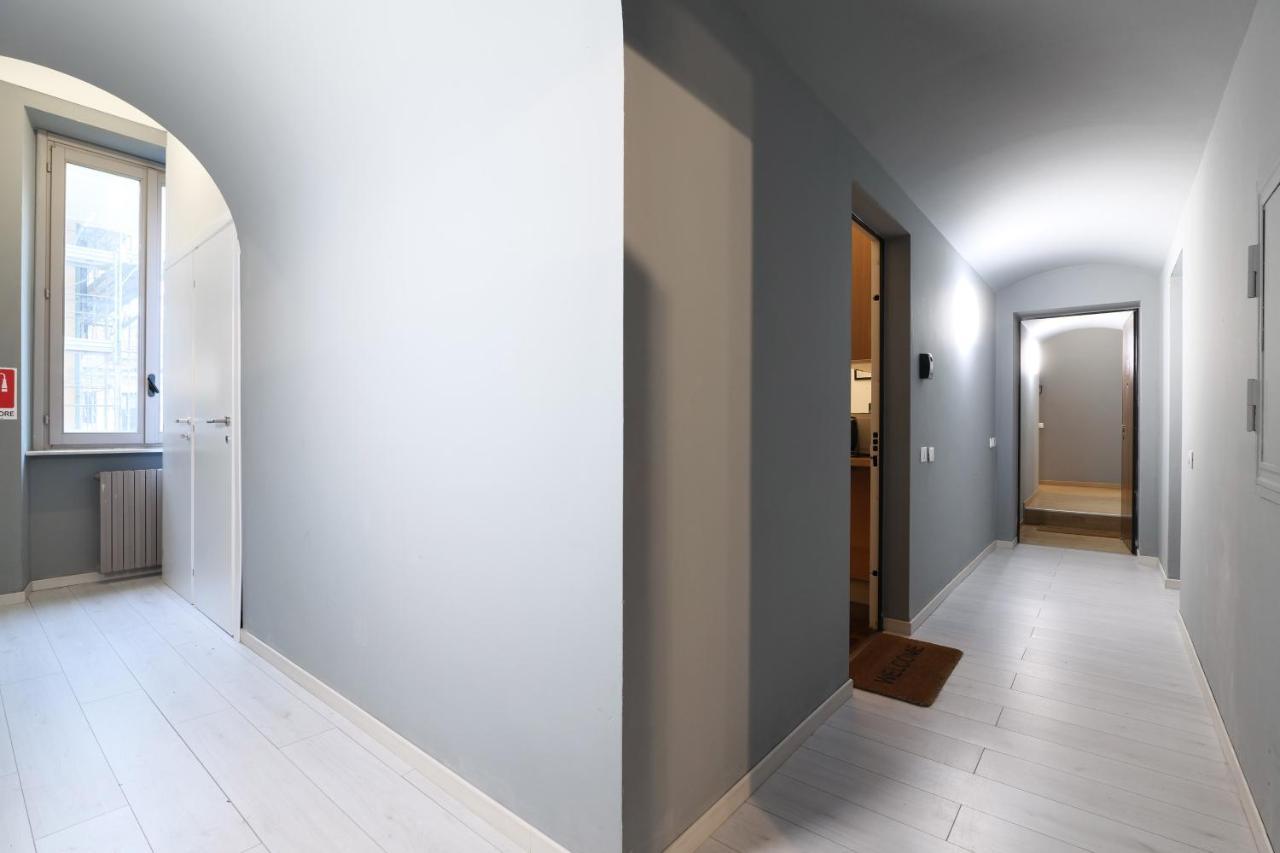 Cadorna Apartments Milan Bagian luar foto