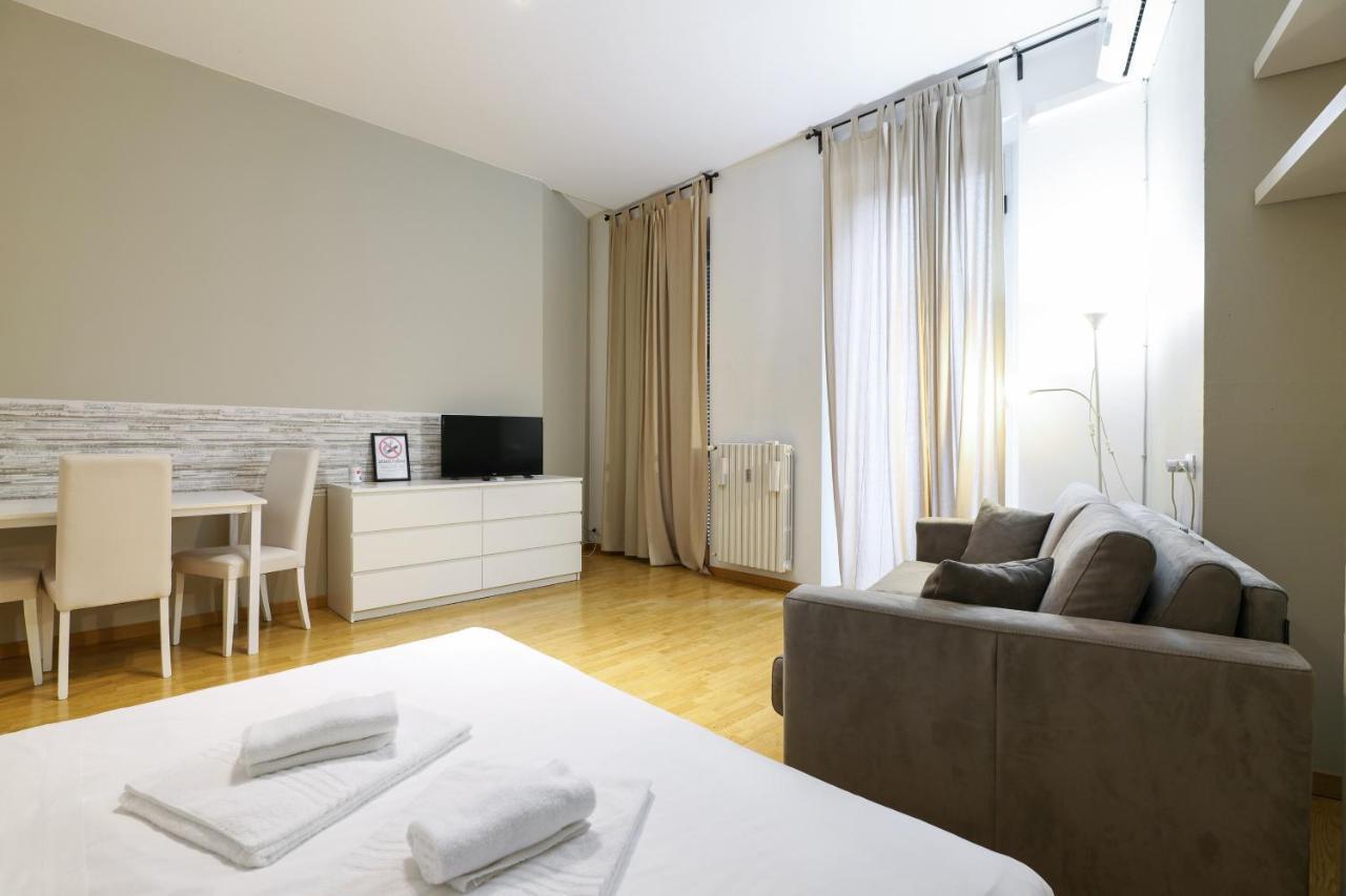 Cadorna Apartments Milan Bagian luar foto