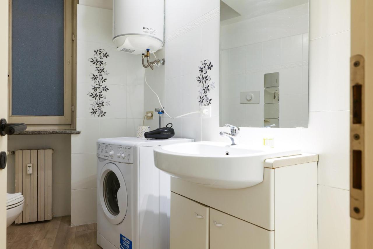 Cadorna Apartments Milan Bagian luar foto