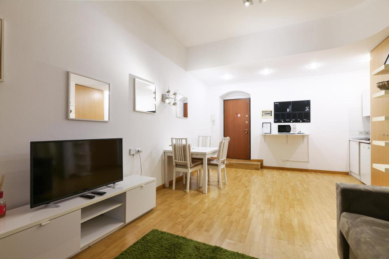 Cadorna Apartments Milan Bagian luar foto